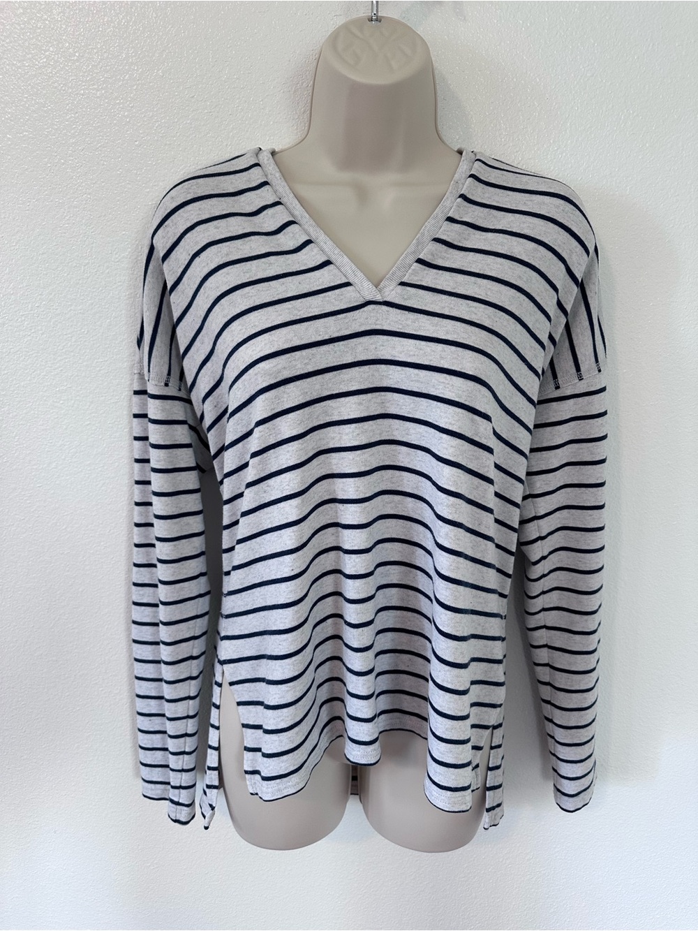 American Eagle Outfitters Cream and Navy Striped V-Neck Sweater
